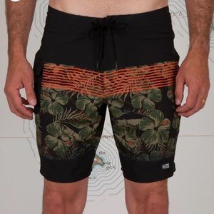 Salty Crew MEN'S BOARDSHORTSPinnacle Angler Black Boardshort